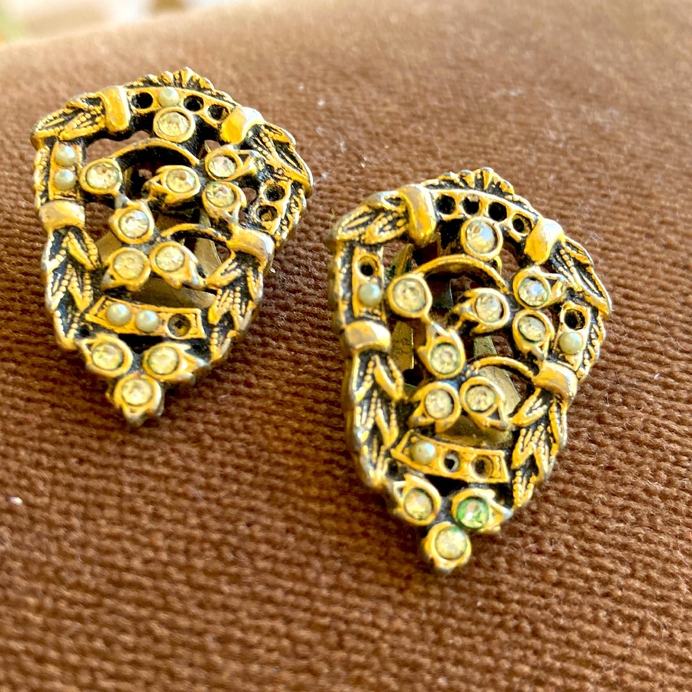 1930s clip  back crystal earrings need a little fix